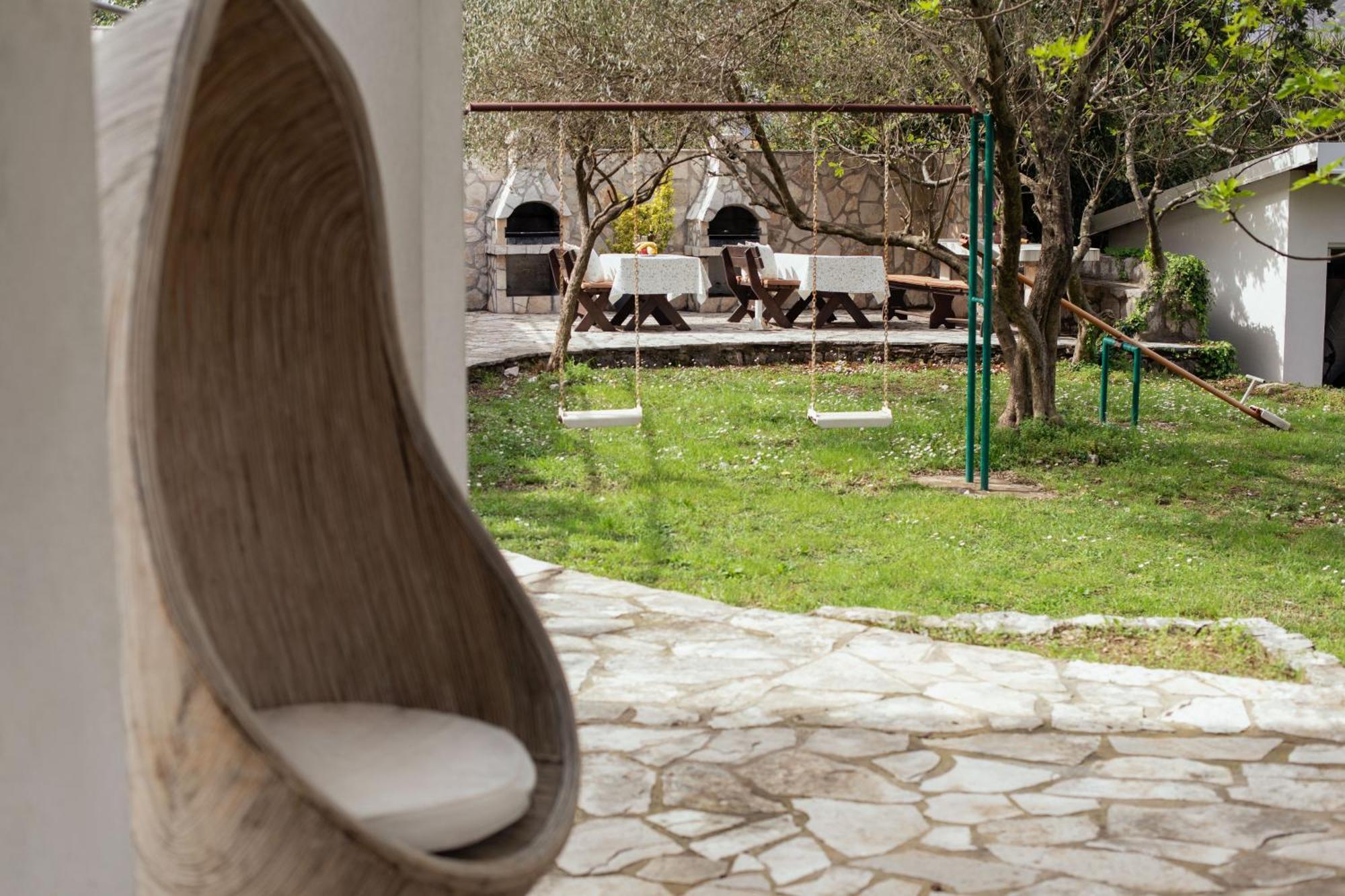 Step To Kotor Bay St-Oliv Apartman Kültér fotó